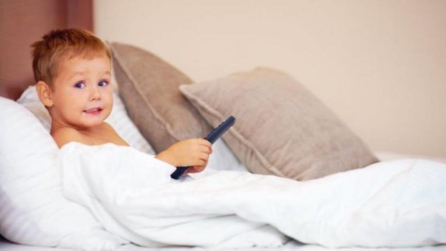 غرف الأطفال المزودة بالتلفزيونات تزيد من احتمالية "خطر تعرض الأطفال للبدانة
