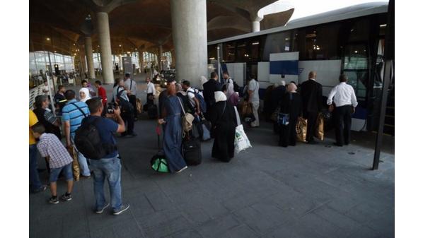 500 حاج فلسطيني يغادرون عبر مطار الملكة علياء