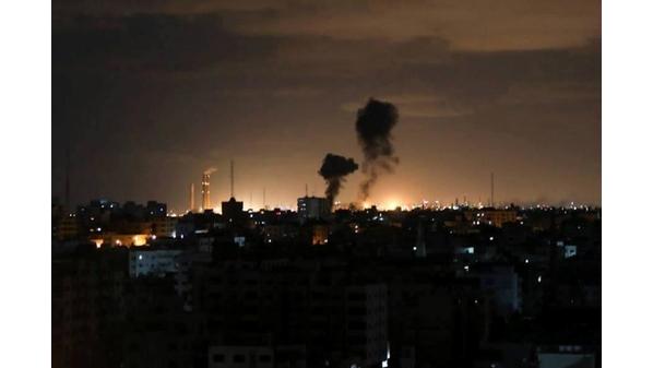 طائرات الاحتلال الاسرائيلي تقصف 80 موقعا بغزة