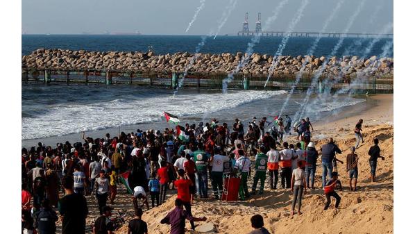ثلاثة جرحى جراء اعتداء الاحتلال على المسير البحري في غزة