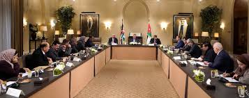 الملك: أهم شيء هو خدمة الأردنيين وتحسين أوضاعهم