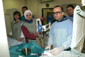 طبيب أردني يسجل سبقا بزراعة صمام تاجي بدون جراحة