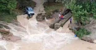 بايدن يعلن حالة "الكوارث الكبرى" في تينيسي عقب الفيضانات المدمرة