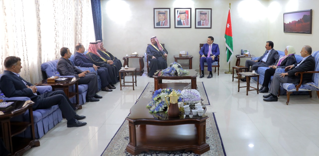 رئيس مجلس النواب الصفدي يلتقي سفير السعودية ويصف فوز منتخبها "فخر لكل العرب"