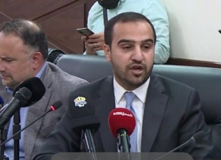 النائب عماد العدوان يسأل الحكومة عن استمرارية إحالة موظفي القطاع العام للتقاعد المبكر وكلفته على الضمان الاجتماعي 