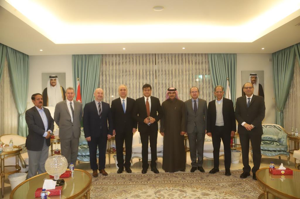 السفير القطري آل ثاني يولم لسفراء دول إسلامية وعربية